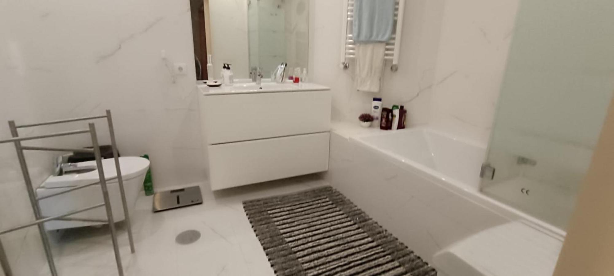 Private Bathroom Room Shared Kitchen Porto Buitenkant foto